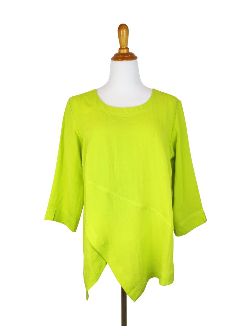 AA123 - Pullover w/ Asymmetric Hem