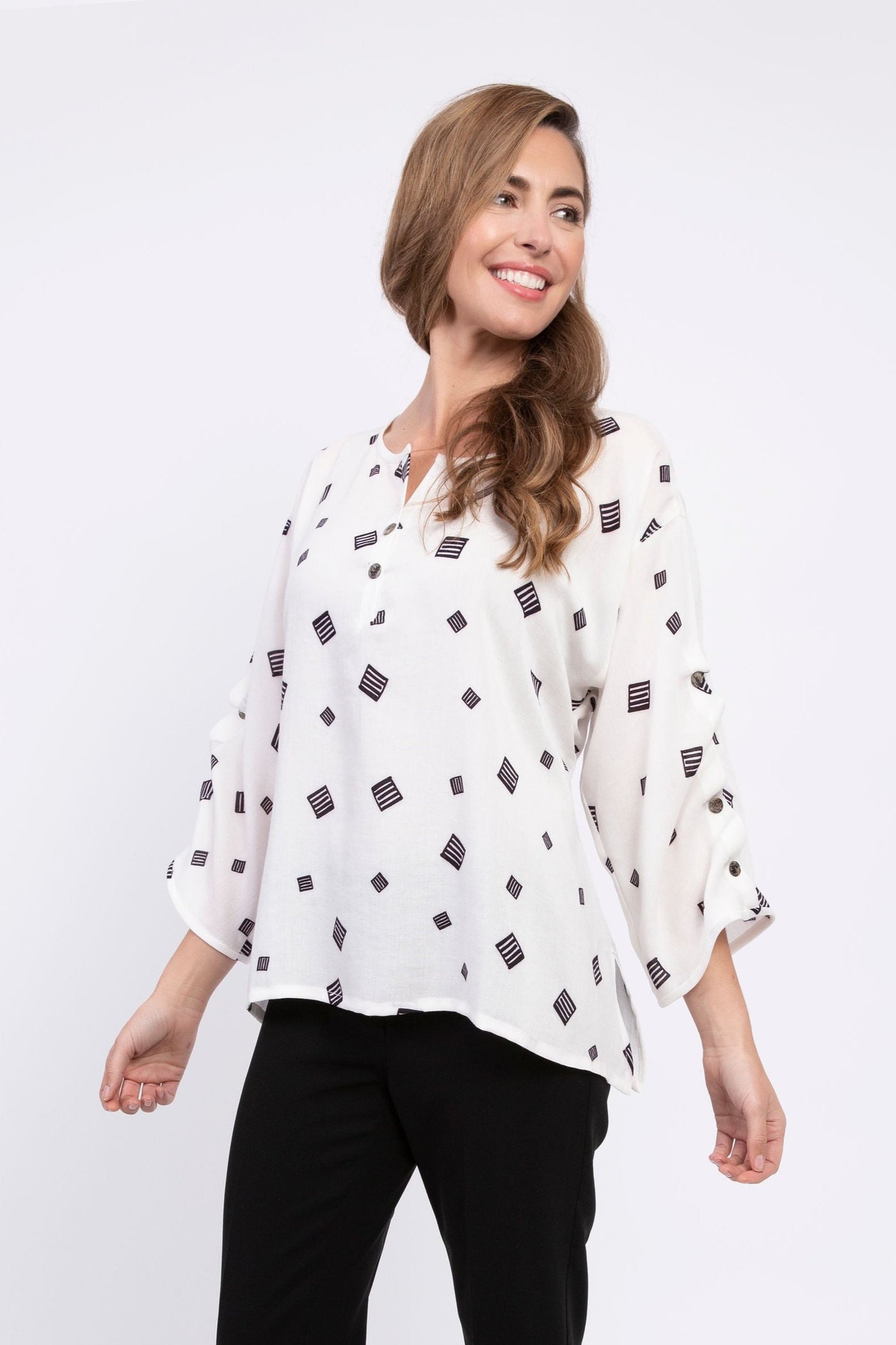 AA36 - Ripple Tide Linen Pullover – Fridaze - Linen Redefined