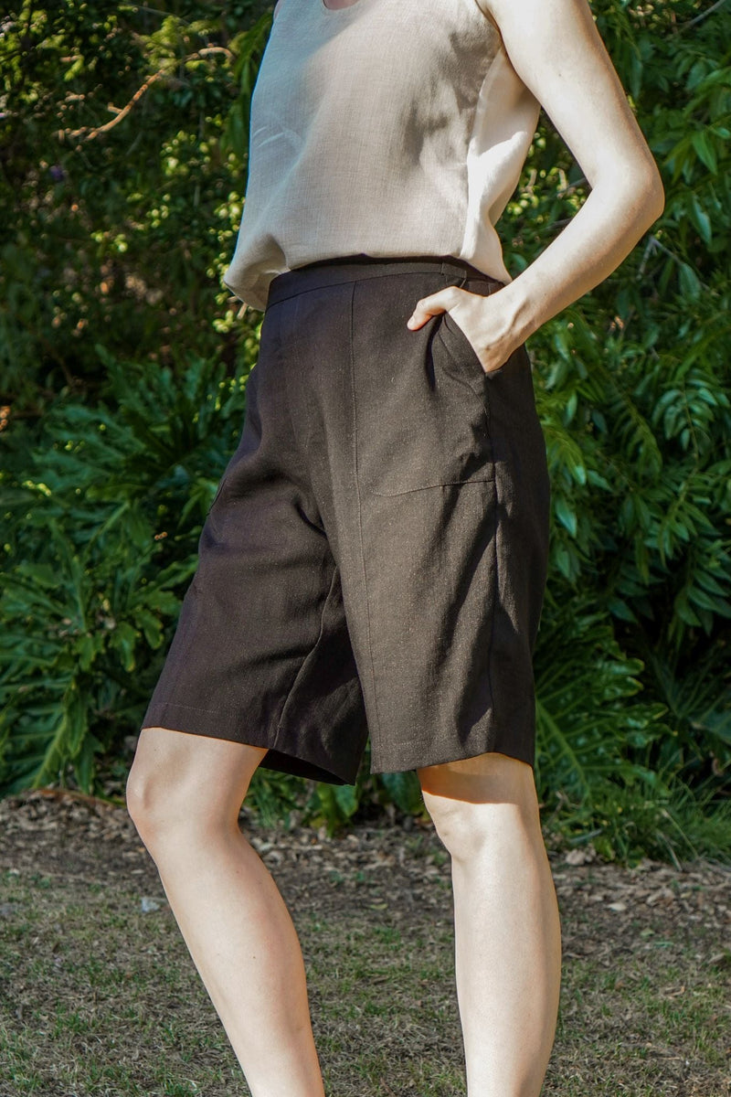 AAPT18 - Bermuda Linen Shorts
