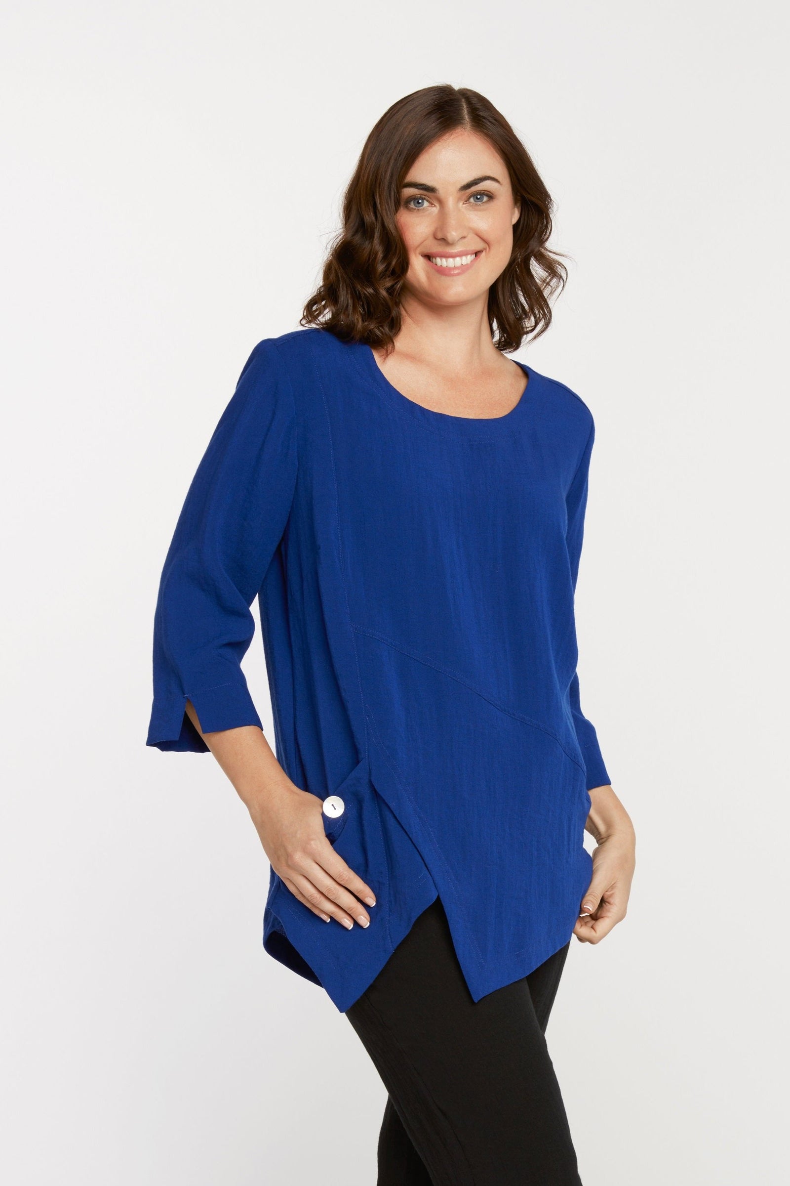 AA123 - Pullover w/ Asymmetric Hem - Customize Collections