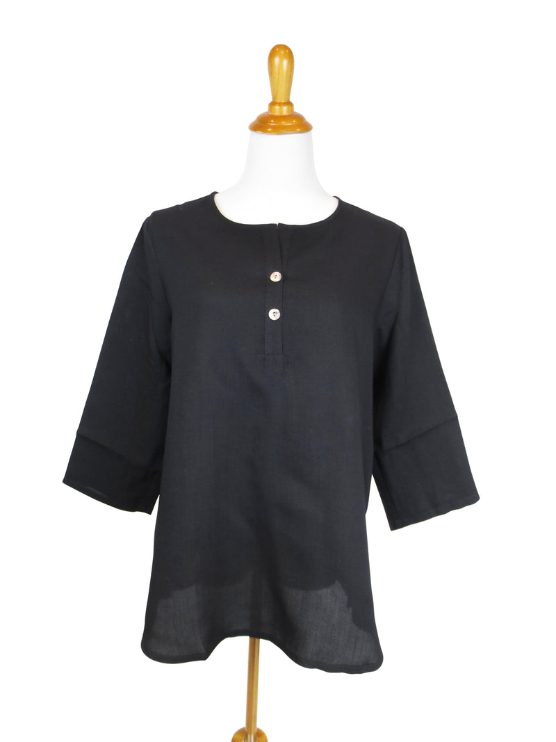 AA205 - Side-Button Pullover