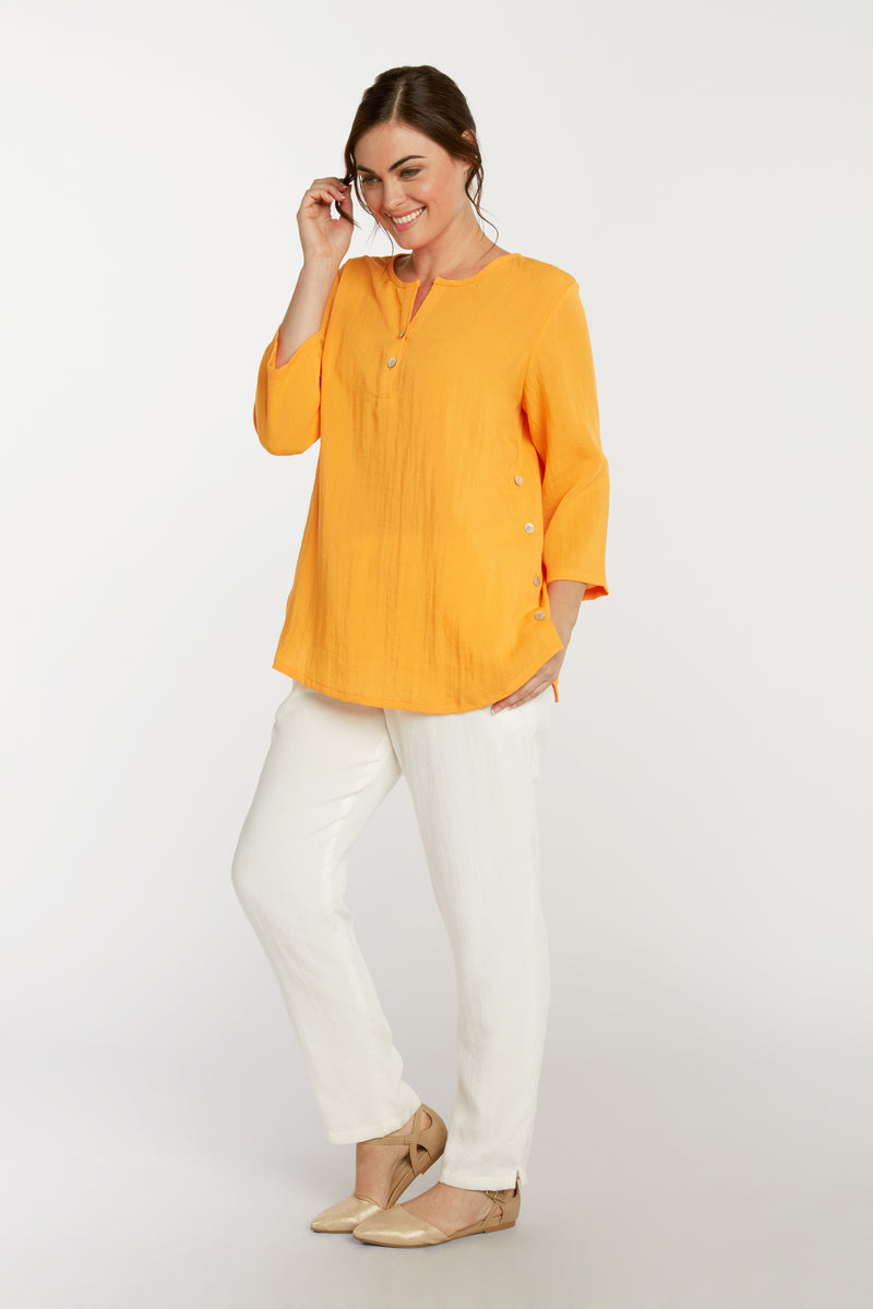 AA205 - Side-Button Pullover