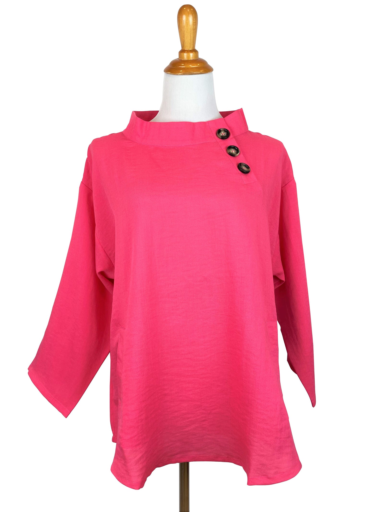 AA294 - Mallory 3-Button Linen Pullover – Fridaze - Linen Redefined