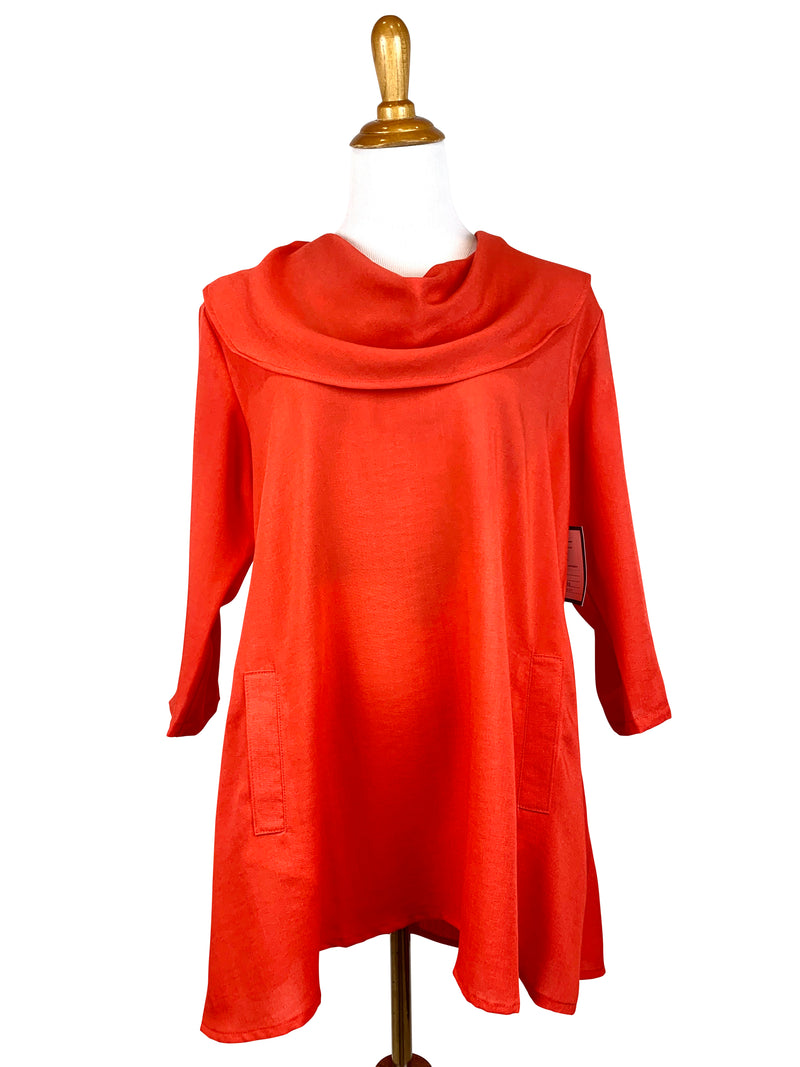 AA305 - French Quarter Pullover