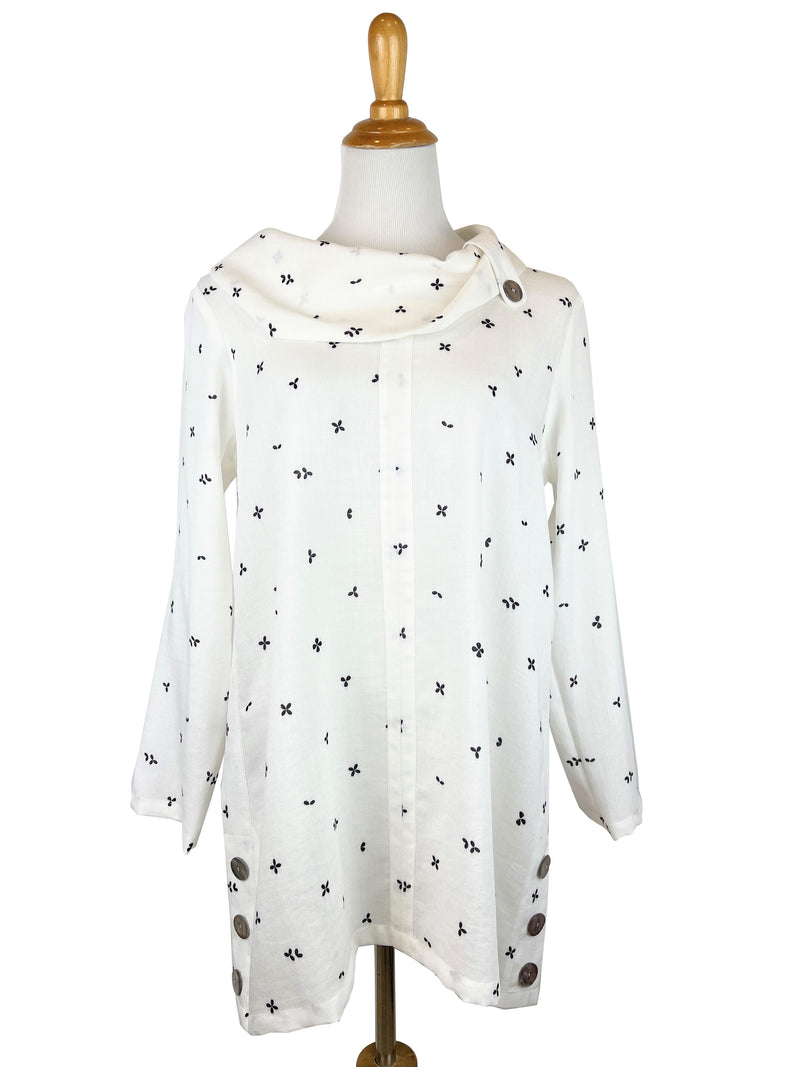 AA372 - Brooke Pullover Top