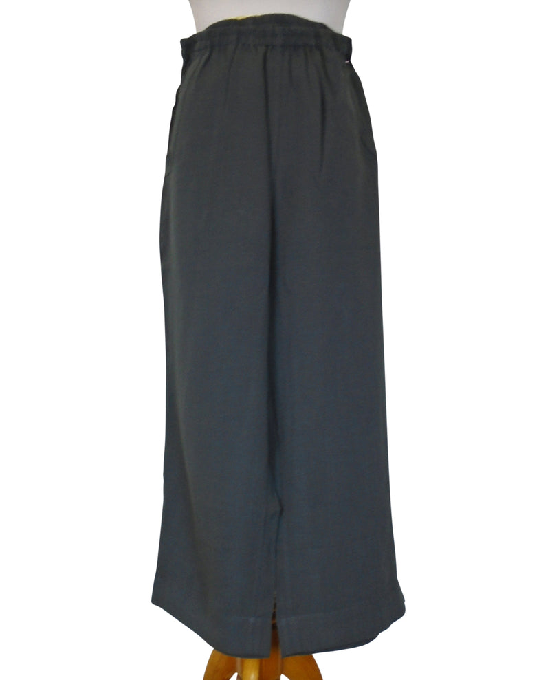 AAPT05 - Classic Crop Pant